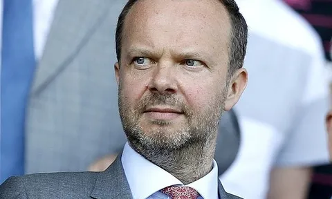 Pogba giật dây sau bóng tối, Ed Woodward lập hiệp ước khó tin với 'cáo già'