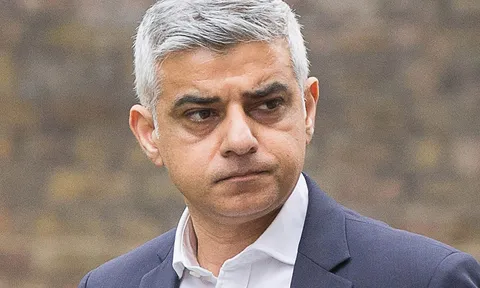 Premier League sắp trở lại, Thị trưởng London nói thẳng điều "không thể"