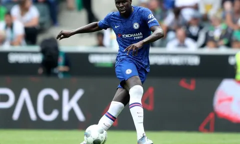 "Cậu ta là vấn đề, chưa đủ đẳng cấp chơi cho Chelsea"