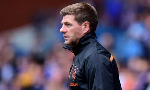 Quá đáng tiếc! 'Cơn điên' của Gerrard và học trò đã bị chấm dứt