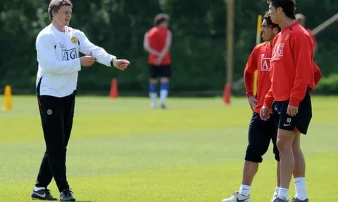 Quá rõ sân tập Man Utd xuất hiện Ronaldo mới, không ai sánh kịp