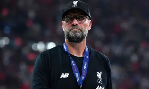 'Quả tạ' Liverpool 'hứng trọn gạch đá', Klopp phản pháo 1 câu quá gắt