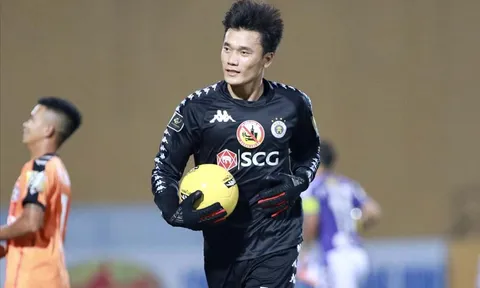 Tiết lộ: Bùi Tiến Dũng suýt trở thành "bom tấn" của thế lực mới tại V-League