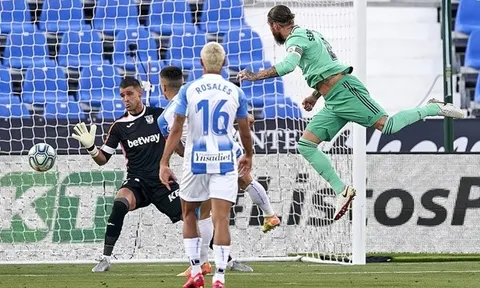 Ramos lập công, Real Madrid đứt chuỗi trận toàn thắng