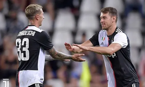 Ra sân lần đầu cho Juventus, cựu sao Arsenal nói lời xúc động