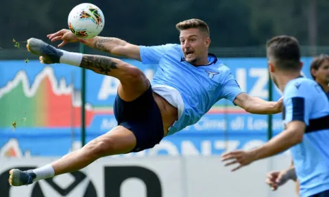 Rất gần Man Utd, nhưng "kẻ thay Pogba" vẫn hết mình với Lazio