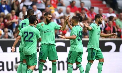 Tỏa sáng với cú hat-trick, "Mèo lười" xoa dịu sự phẫn nộ đến từ CĐV