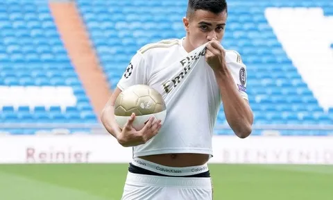 Sau Hakimi, thêm một sao trẻ Real sắp cập bến Dortmund