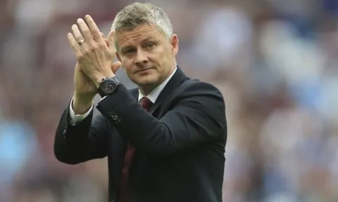 'Kẻ thừa' Man Utd sắp ra đi, lộ ứng cử viên số một sẵn sàng chiêu mộ