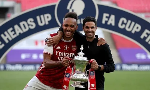 Rio Ferdinand: 'Điều đó báo hiệu rằng Aubameyang sẽ ra đi'
