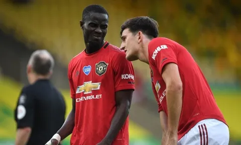 Rio Ferdinand chỉ trích 2 cái tên Man Utd trong trận gặp Fulham