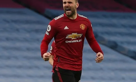 Rio Ferdinand so sánh Luke Shaw với người đồng đội cũ