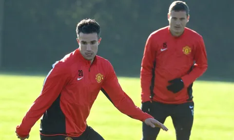 Anh ấy vào phòng thay đồ Man Utd, và chúng tôi nghĩ 'thế là có 20 bàn'