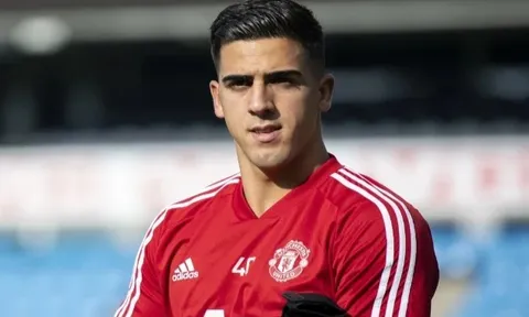 Rời Man United, thủ thành 24 tuổi chuyển đến Championship
