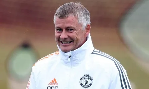 Man Utd 'bật luôn công tắc gật đầu', lộ thời điểm tống khứ 2 kẻ thừa