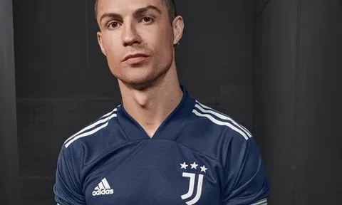 Ronaldo, De Ligt cực ngầu trong ngày Juve ra mắt mẫu áo đấu mới