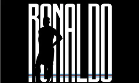 Ronaldo ôm hận khi đối đầu Ronaldo 'fake'