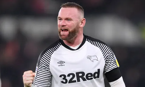 Rooney: "Pogba sẽ trở nên siêu đẳng trong vai trò đó"