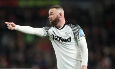 Thua trận, Rooney tát 1 sao Man Utd