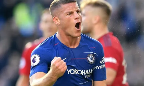 XONG! Lampard 'trảm' Barkley, công bố cái tên sút penalty từ nay về sau