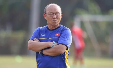 Báo Hàn Quốc: Báo động, HLV Park Hang-seo đang quá tải!