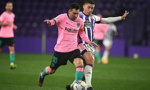 'Tôi đã bật cười khi thấy hợp đồng giữa Barca và Lionel Messi'