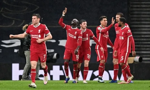 Sadio Mane đại náo, Liverpool nhấn chìm Tottenham ngay tại "hang Gà"
