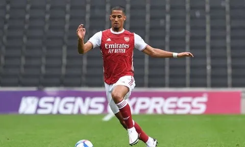 Saliba chia tay Arsenal, Arteta phá vỡ im lặng