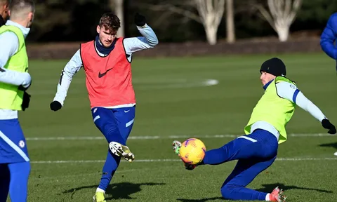 Tập cật lực, Chelsea sẵn sàng đá văng Liverpool khỏi Top 4