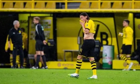 Sancho - Haaland bất lực trước "kẻ khốn cùng", Dortmund thua sốc sau khi mất đĩa bạc