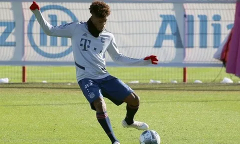 Sane chưa đến, Bayern đứng trước nguy cơ mất "ma tốc độ"