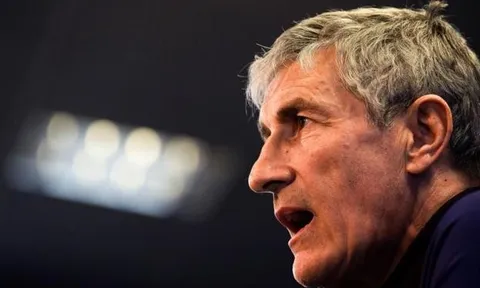 “Sao Barca” tự đóng sập cánh cửa với Setien