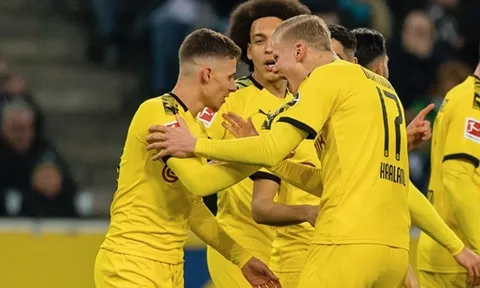 Sao Dortmund "ngán ngẩm": "Haaland ghi bàn quá nhiều rồi, cậu ta nên đổi vai trò"