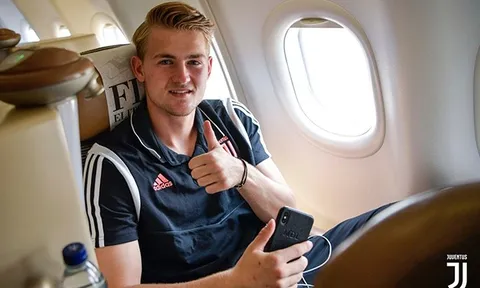 De Ligt, Ronaldo và đồng đội rạng rỡ lên đường tham dự ICC 2019