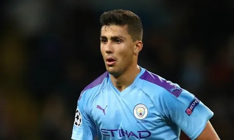 Sao Man City: “Chúng tôi vẫn còn cơ hội giành 2 danh hiệu”
