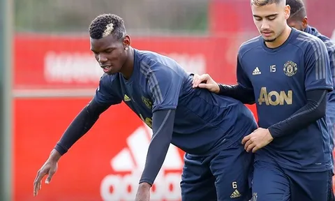Sao Man Utd bày cách "cực đoan" để ngăn Pogba rời đi