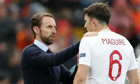 Sao Man Utd: "Họ bắt chúng tôi quỳ xuống, giơ tay lên rồi đánh đập"
