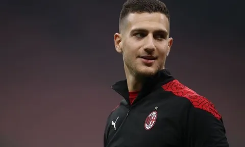 Sao Quỷ đỏ lọt vào đội hình tiêu biểu Serie A