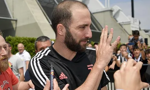 Sao thất sủng Juventus được đội bóng Anh dòm ngó