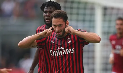 Sao Thổ Nhĩ Kỳ lập công, AC Milan nhẹ nhàng đánh bại Brescia