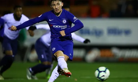 Sao trẻ của Chelsea cân nhắc việc ở lại sân Stamford Bridge