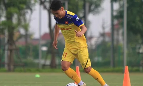 Sao U23 Việt Nam chỉ ra điểm khó khăn khi phải thi đấu trên sân cỏ nhân tạo