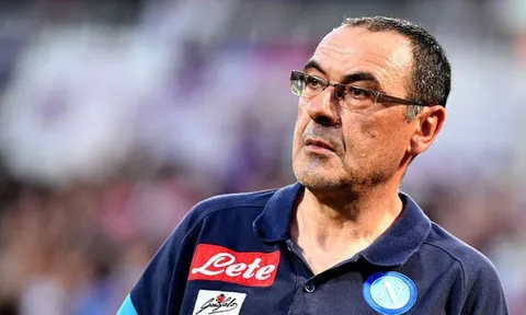 "Sarri điên rồ. Lúc đó tôi chỉ muốn khóc"