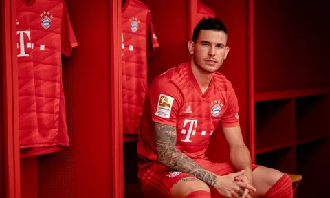 Sau tất cả, Bayern cuối cùng cũng chính thức ra mắt Nhà vô địch World Cup