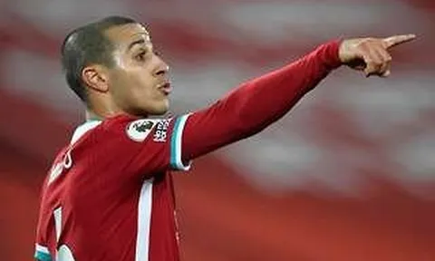 Sau tất cả, Klopp nói lời tâm can về Thiago