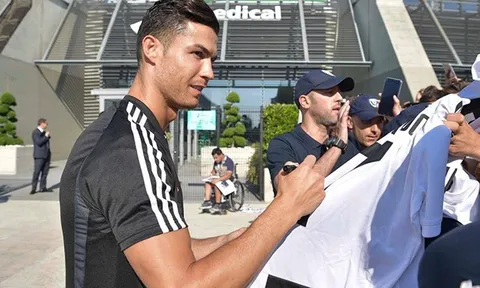 Sau tất cả, ngôi sao lớn nhất của Juventus đã xuất hiện