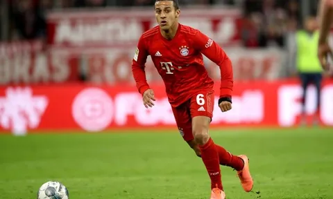 Sau tất cả, "phù thủy" tuyến giữa của Bayern đã chốt tương lai