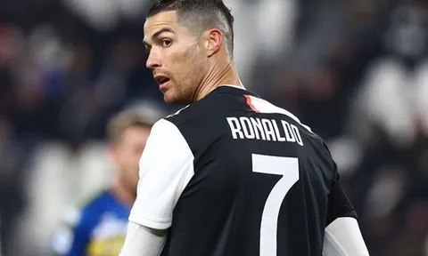 Ronaldo phá vỡ im lặng, nói lời thật lòng với đồng đội dính virus Corona