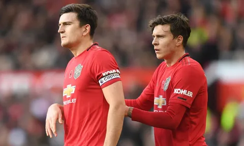 Scholes chỉ thẳng sao Man United đang là "mắt xích" yếu nhất hàng thủ