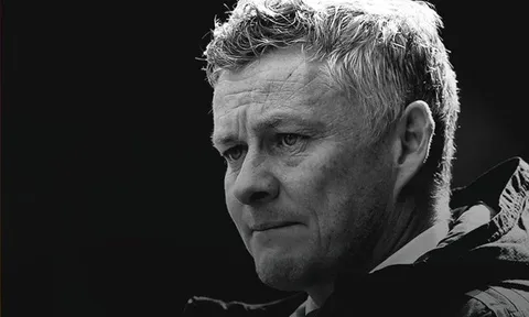 Scholes và Neville đã sai, Man Utd không thể làm thế với Solskjaer